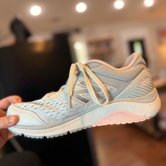 New Balance Shoes - New Balance 847 Women’s Walking Shoes | Light Gray + Blush Pink
